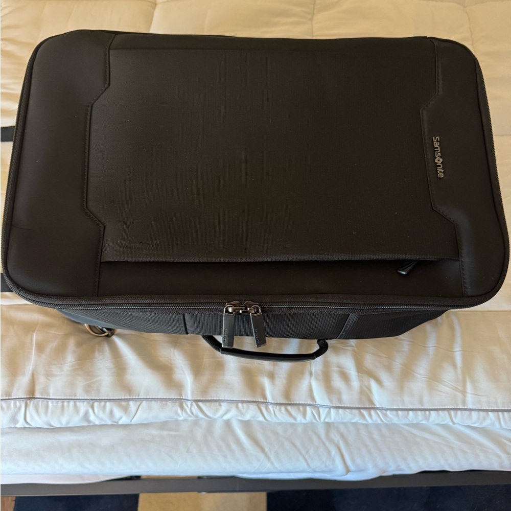 Samsonite- Cabin approved Backpack Never used.